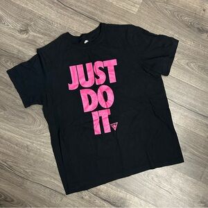 Nike Black/Pink Just Do It Short Sleeve Graphic Shirt Size Xlarge